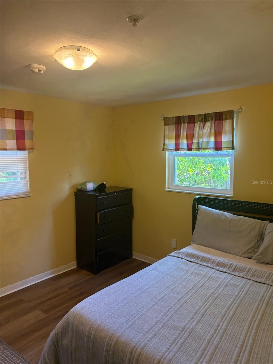 439 Martin Luther King Jr, Tarpon Springs, FL 34689