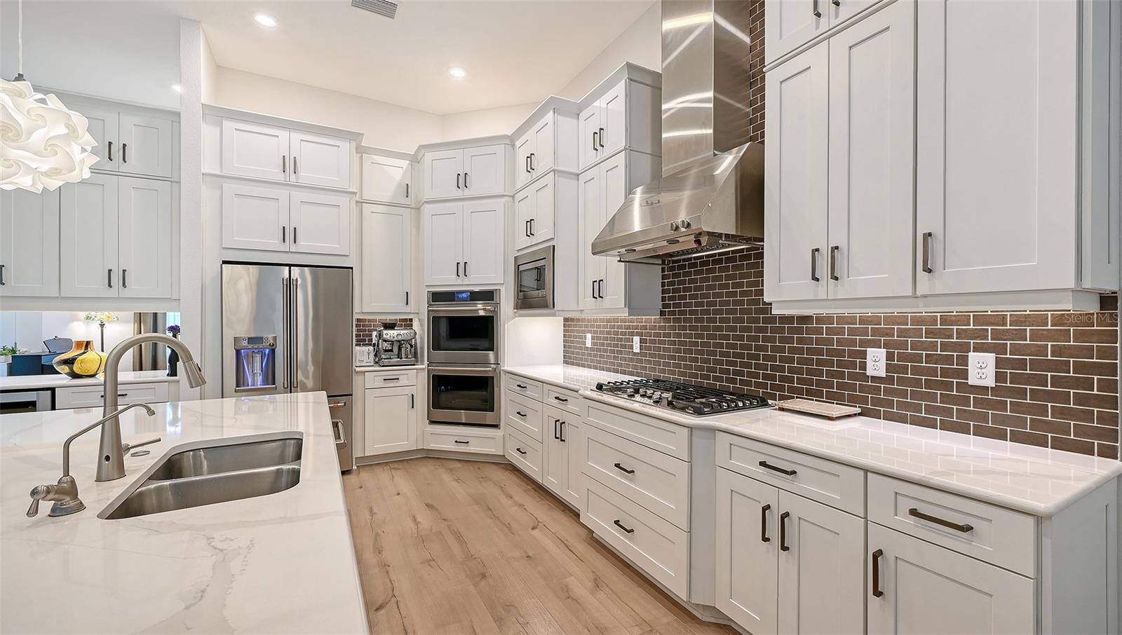 9483 Tequila Sunrise, Sarasota, FL 34241