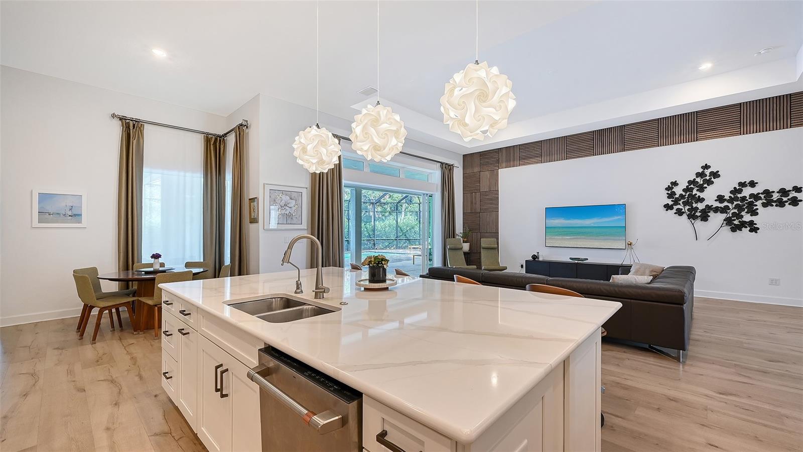 9483 Tequila Sunrise, Sarasota, FL 34241