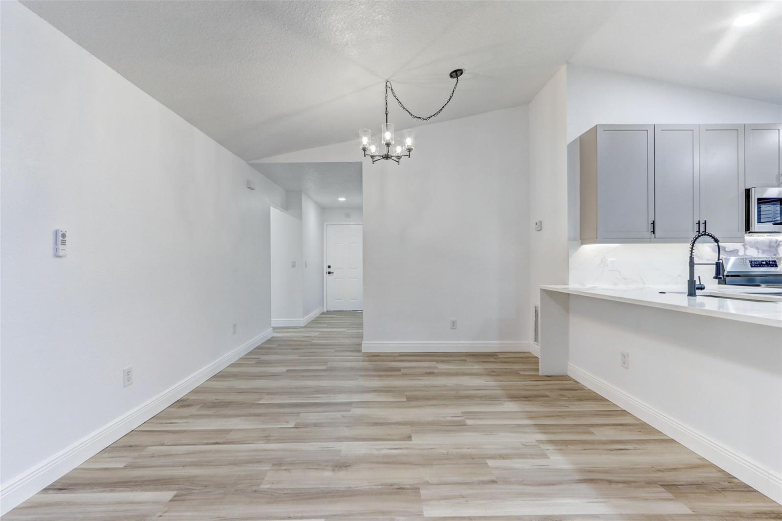 7711 Lakeside Woods, Orlando, FL 32810