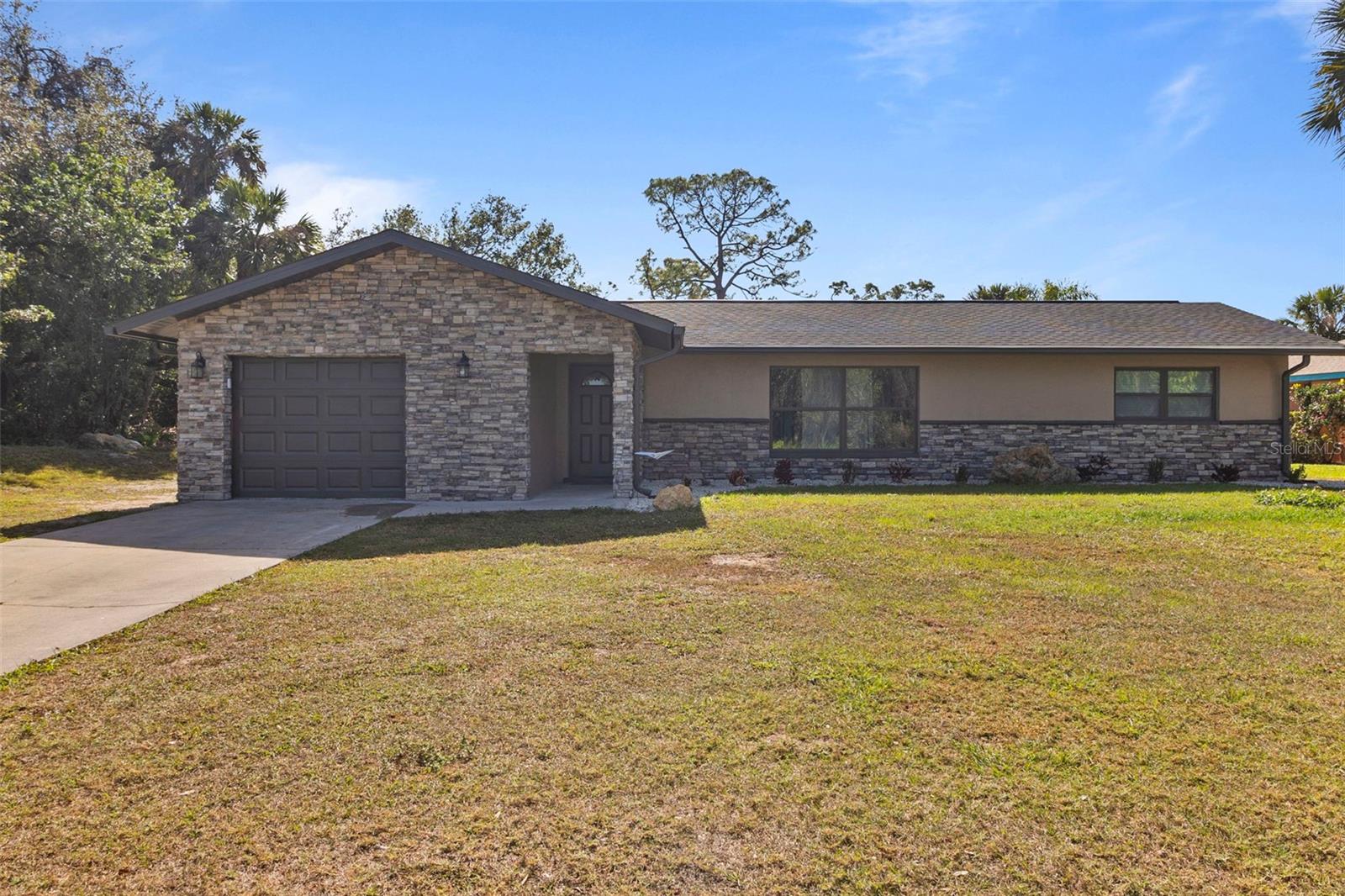 20495 Albury, Port Charlotte, FL 33952