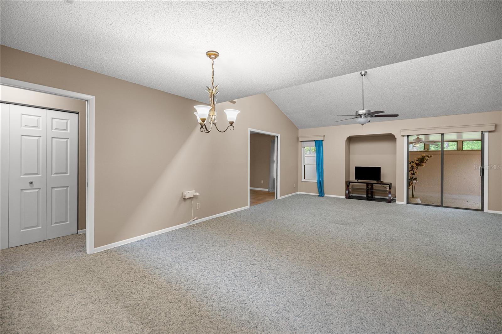 2052 37th Court, Ocala, FL 34471