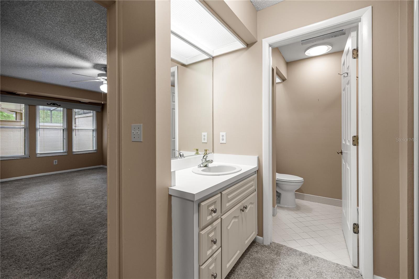 2052 37th Court, Ocala, FL 34471
