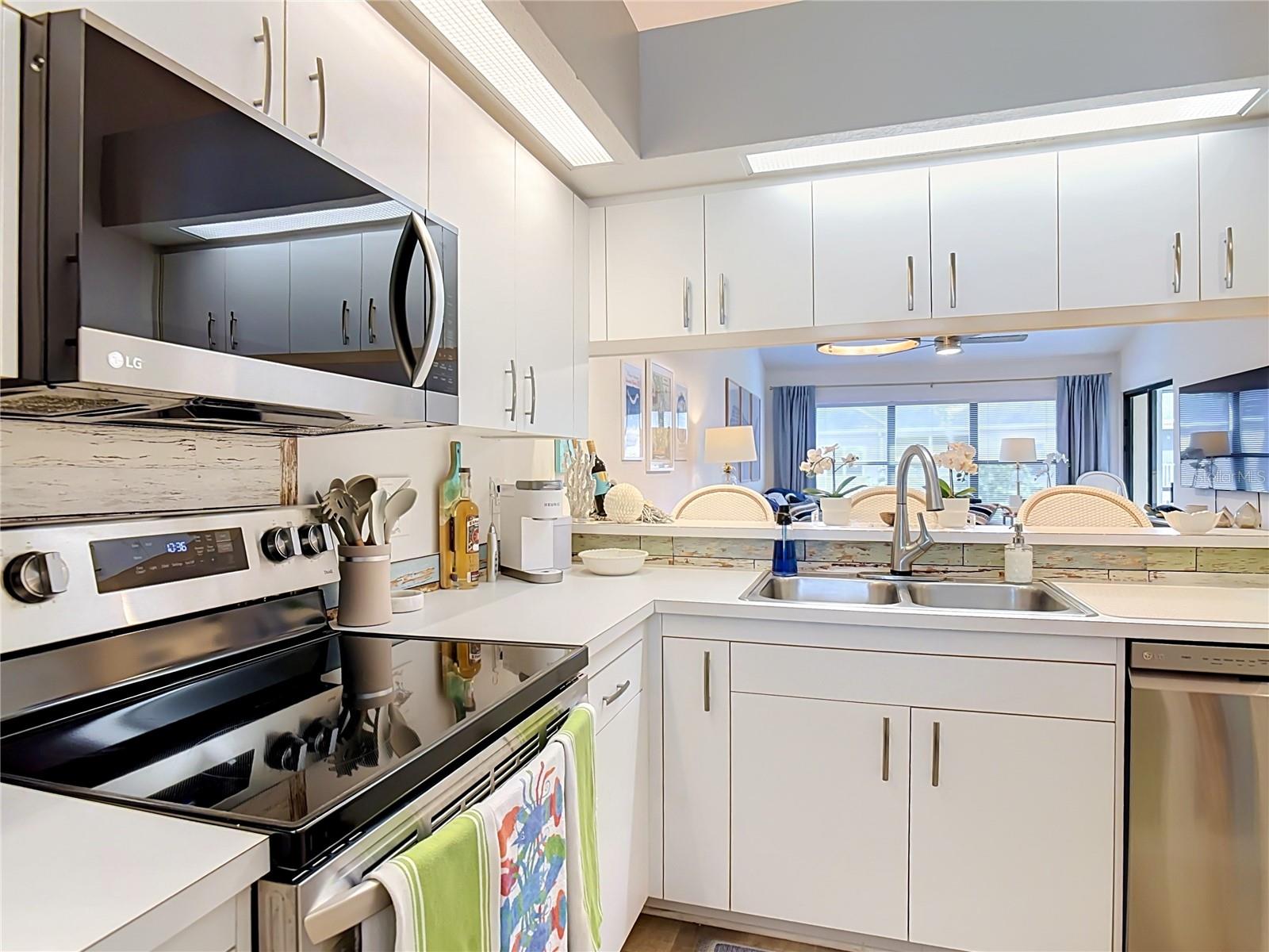 404 Bouchelle Unit 203, New Smyrna Beach, FL 32169