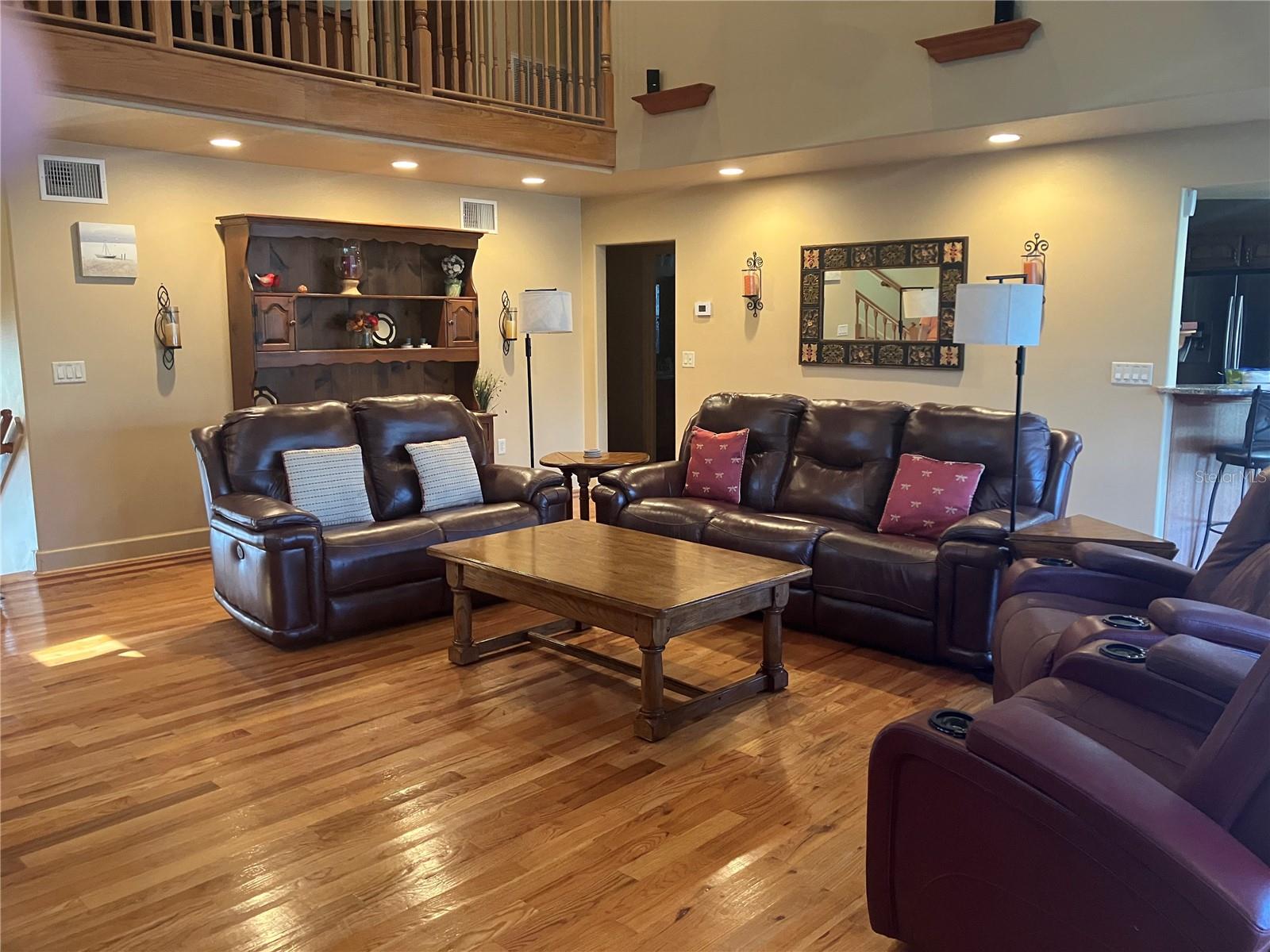 5361 Circle, Weeki Wachee, FL 34607