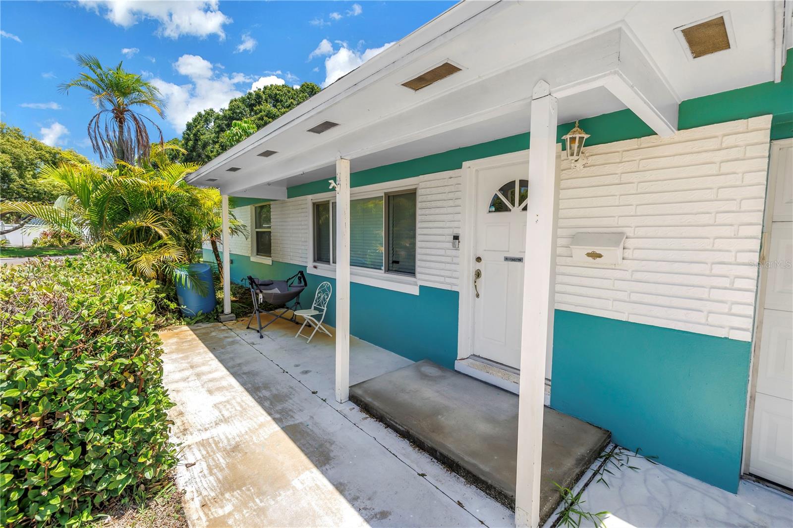 6195 28th, St Petersburg, FL 33710