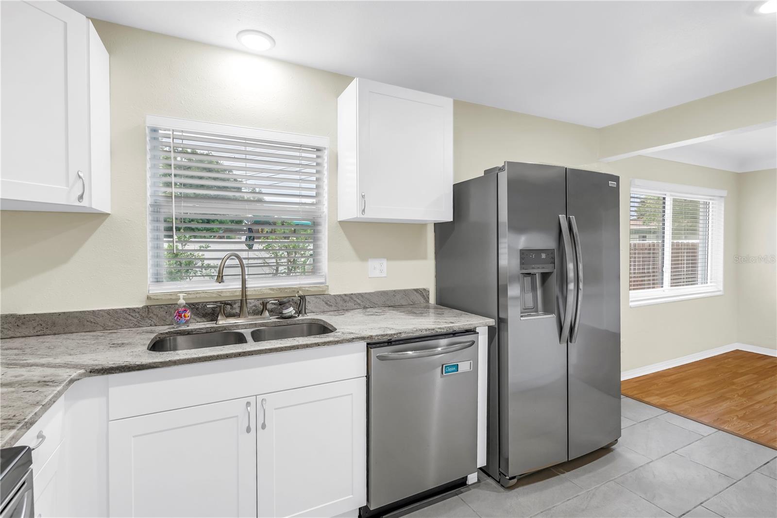 6195 28th, St Petersburg, FL 33710