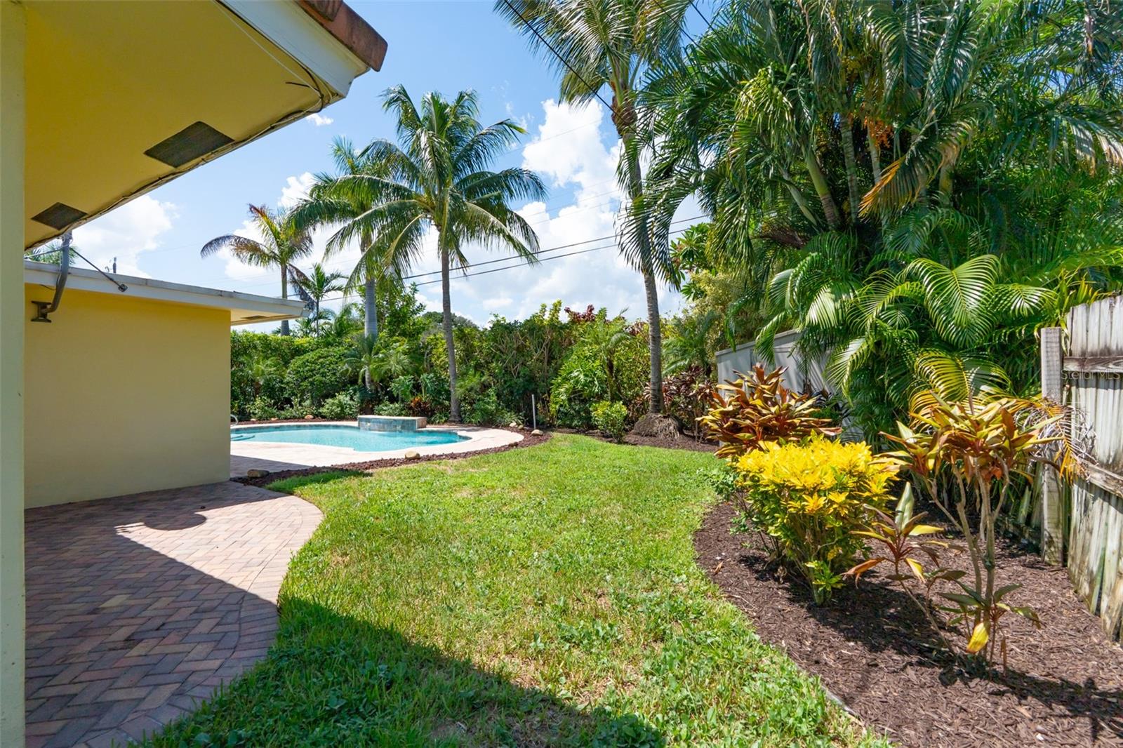 1271 9th, Boca Raton, FL 33486
