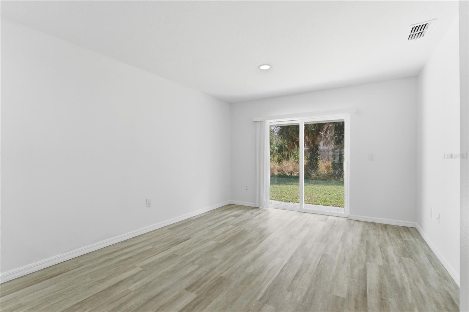 302 Avenue P NW, Winter Haven, FL 33881