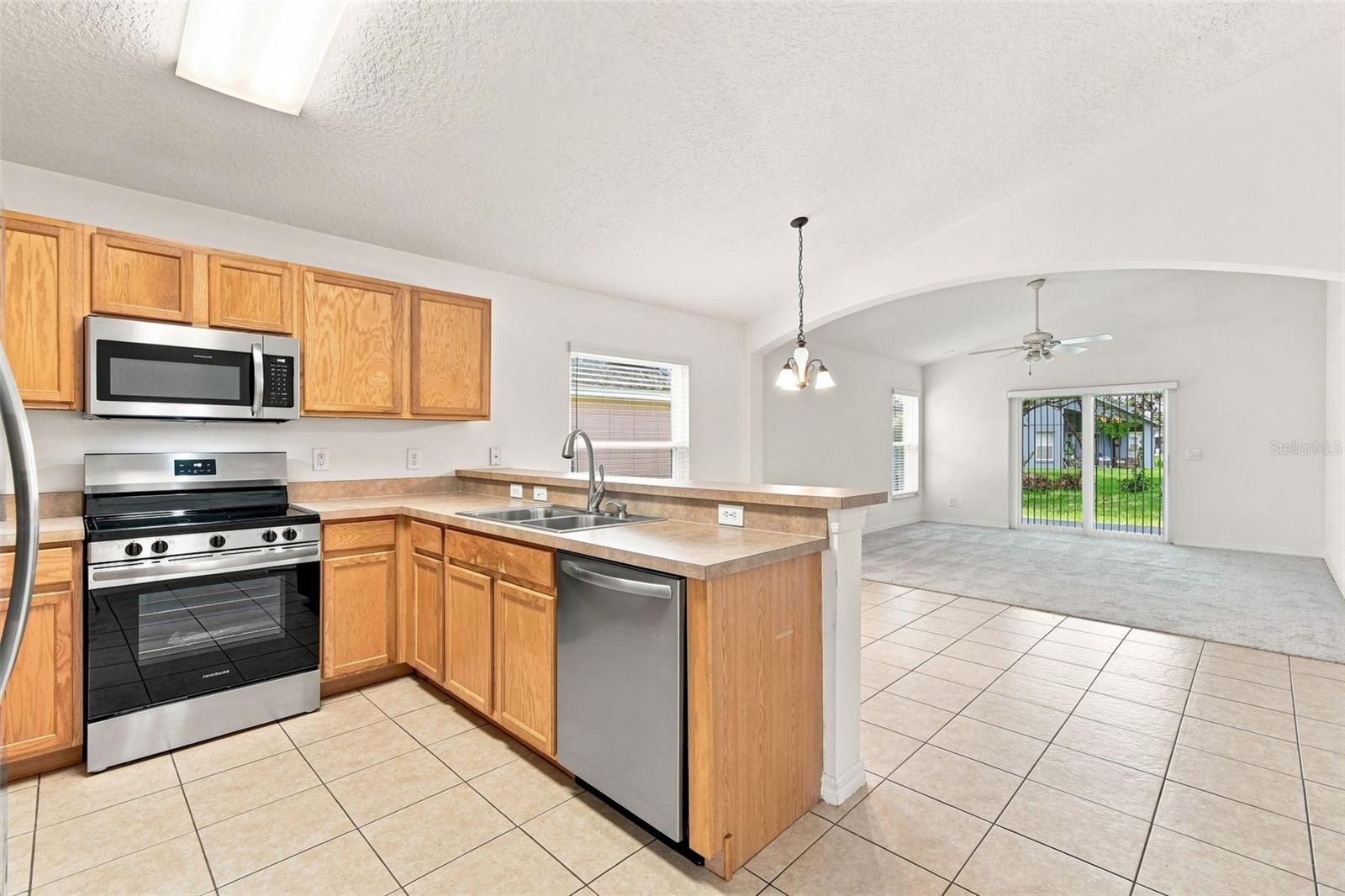 1151 Beech Grove, Orlando, FL 32828