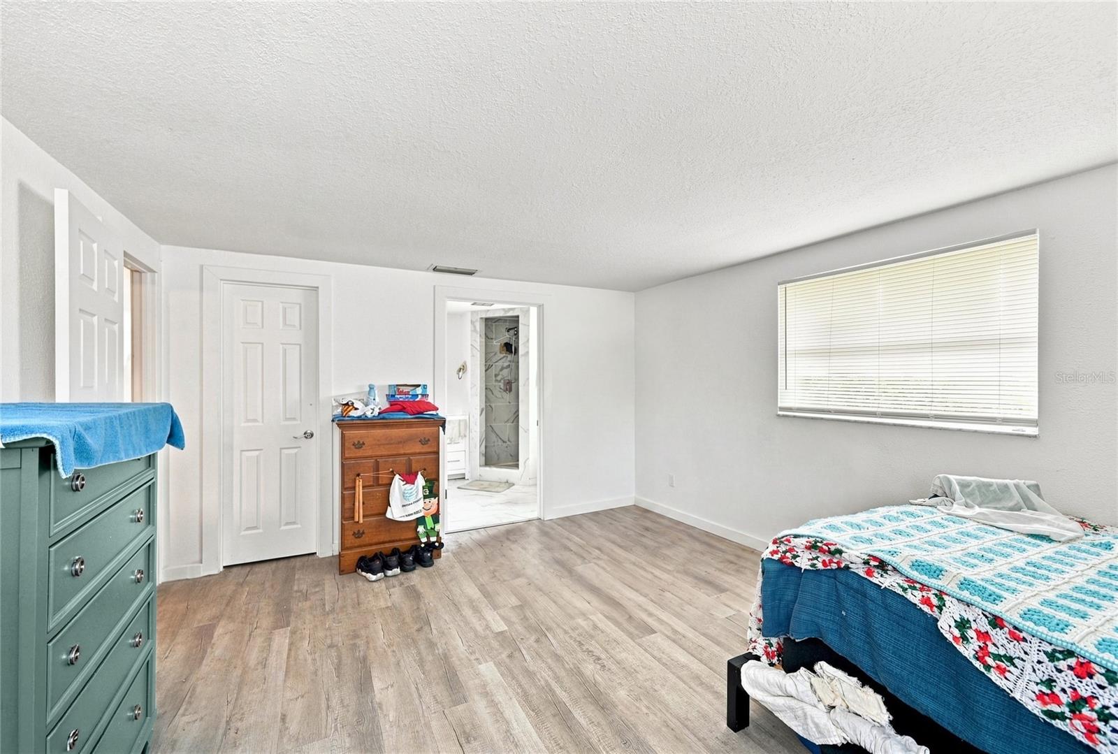 457 Garfield Ave NW, Port Charlotte, FL 33952