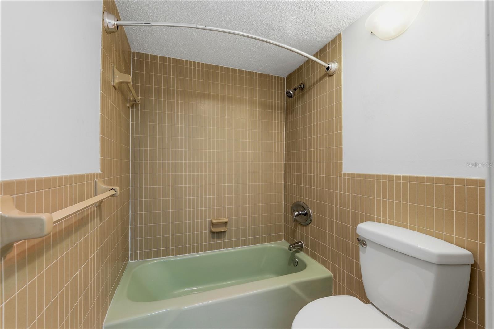 675 Gulfview Unit 206, Clearwater Beach, FL 33767