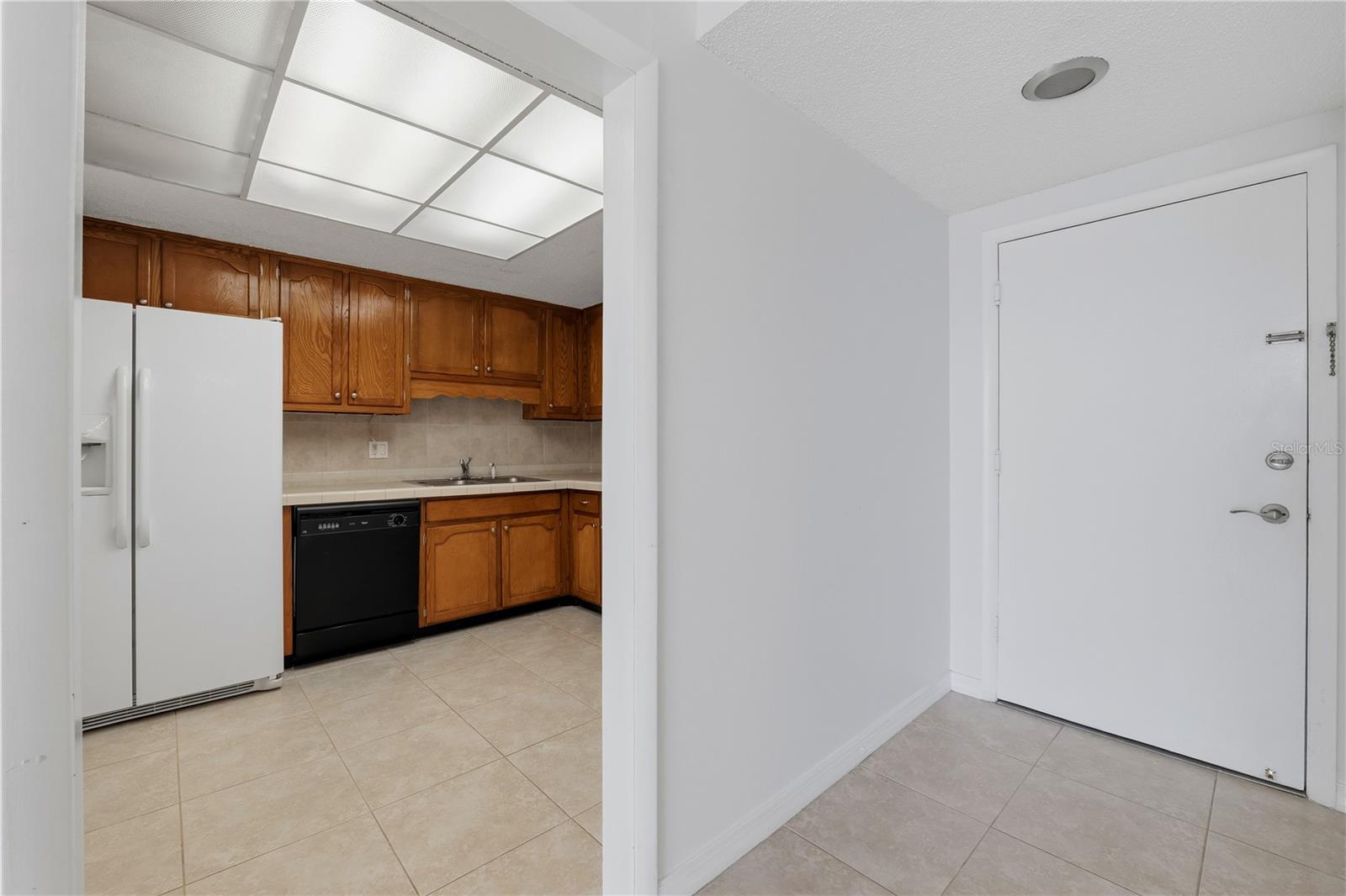 675 Gulfview Unit 206, Clearwater Beach, FL 33767