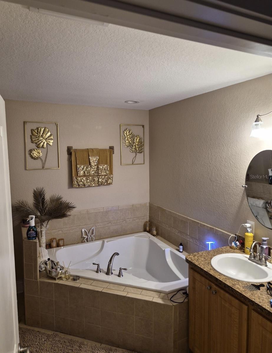 4856 Archie, Fort Myers, FL 33905