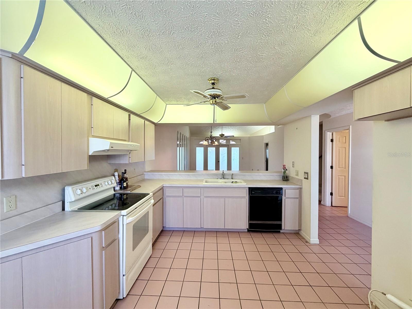 706 Moray, Inverness, FL 34453