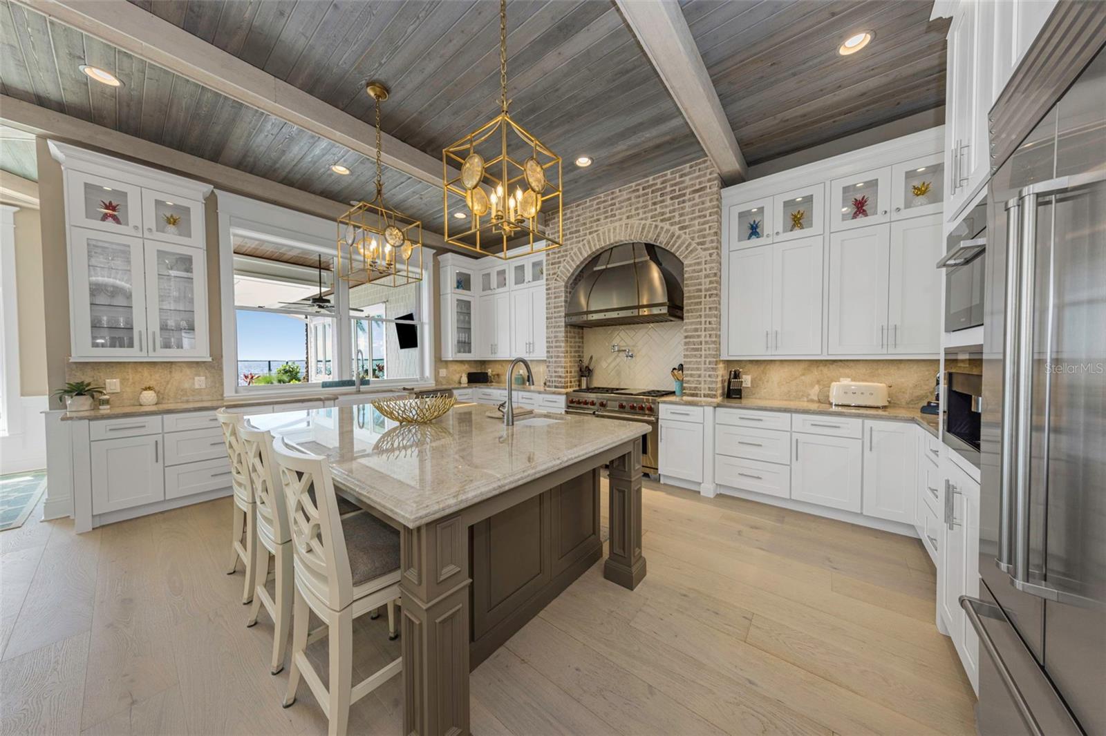 1744 Santa Barbara, Dunedin, FL 34698