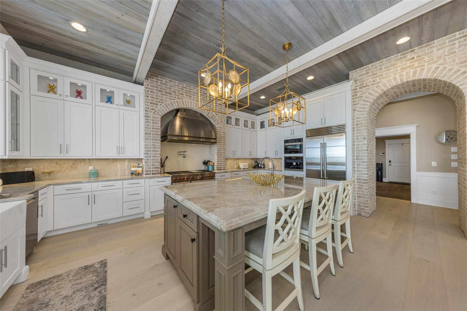1744 Santa Barbara, Dunedin, FL 34698