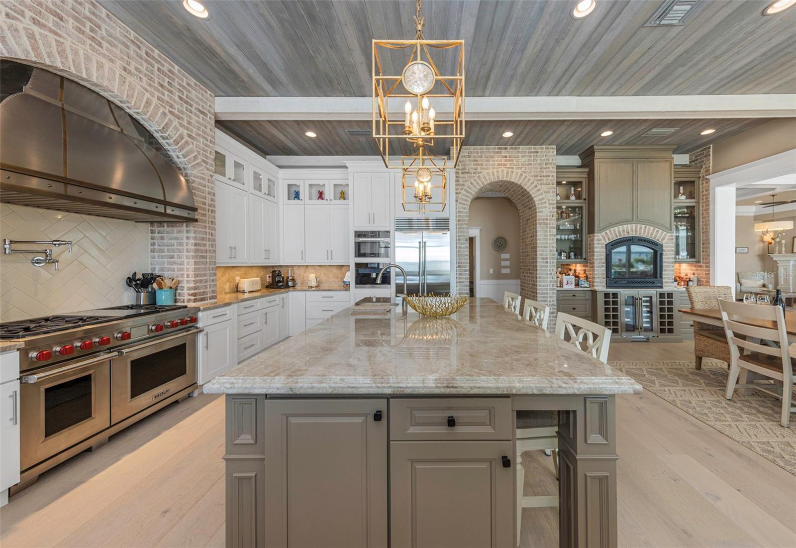 1744 Santa Barbara, Dunedin, FL 34698