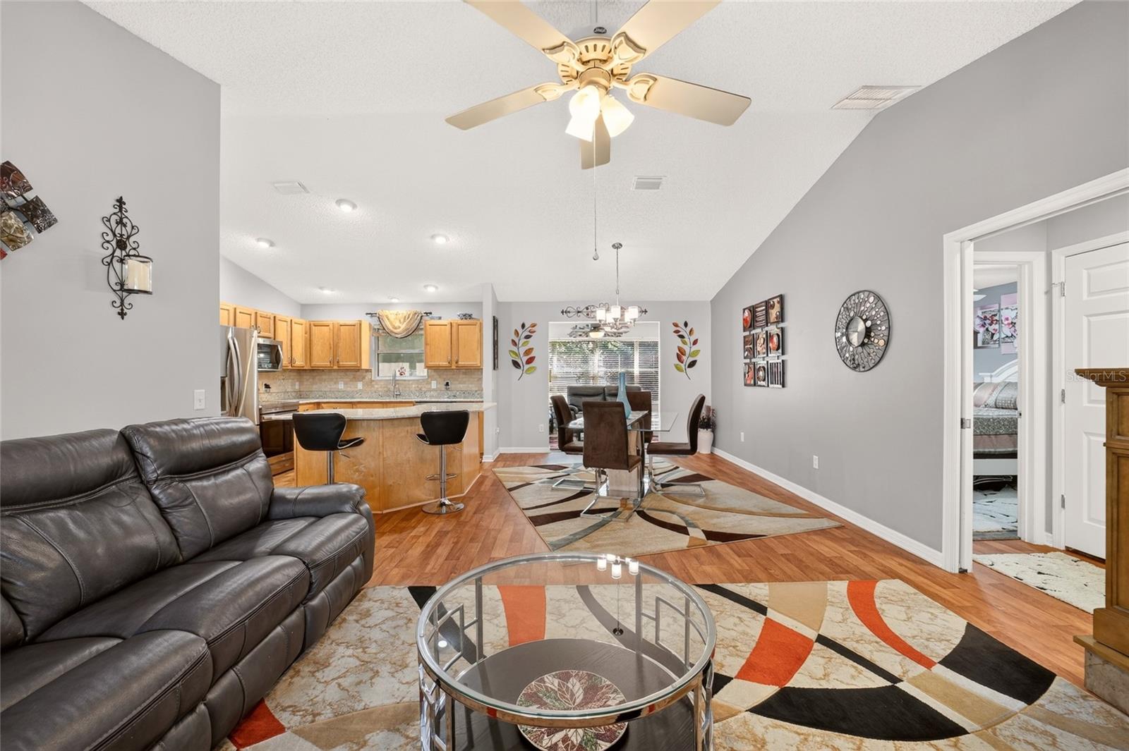 1563 Hollyberry, The Villages, FL 32162