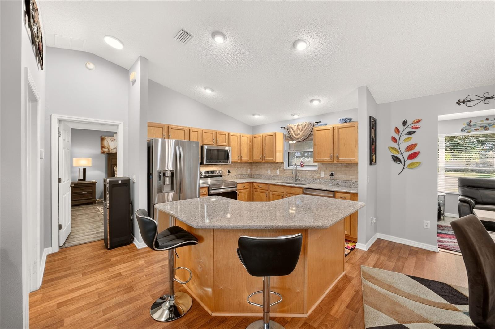 1563 Hollyberry, The Villages, FL 32162