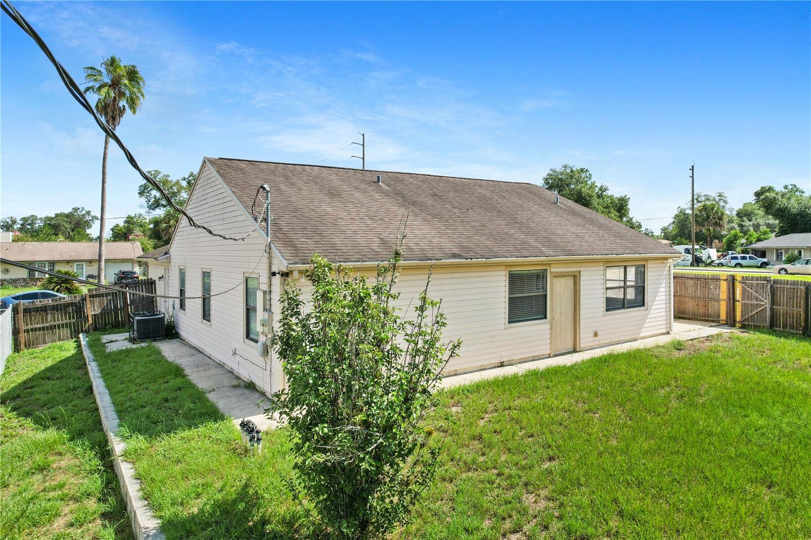 3491 Monument, Deltona, FL 32738