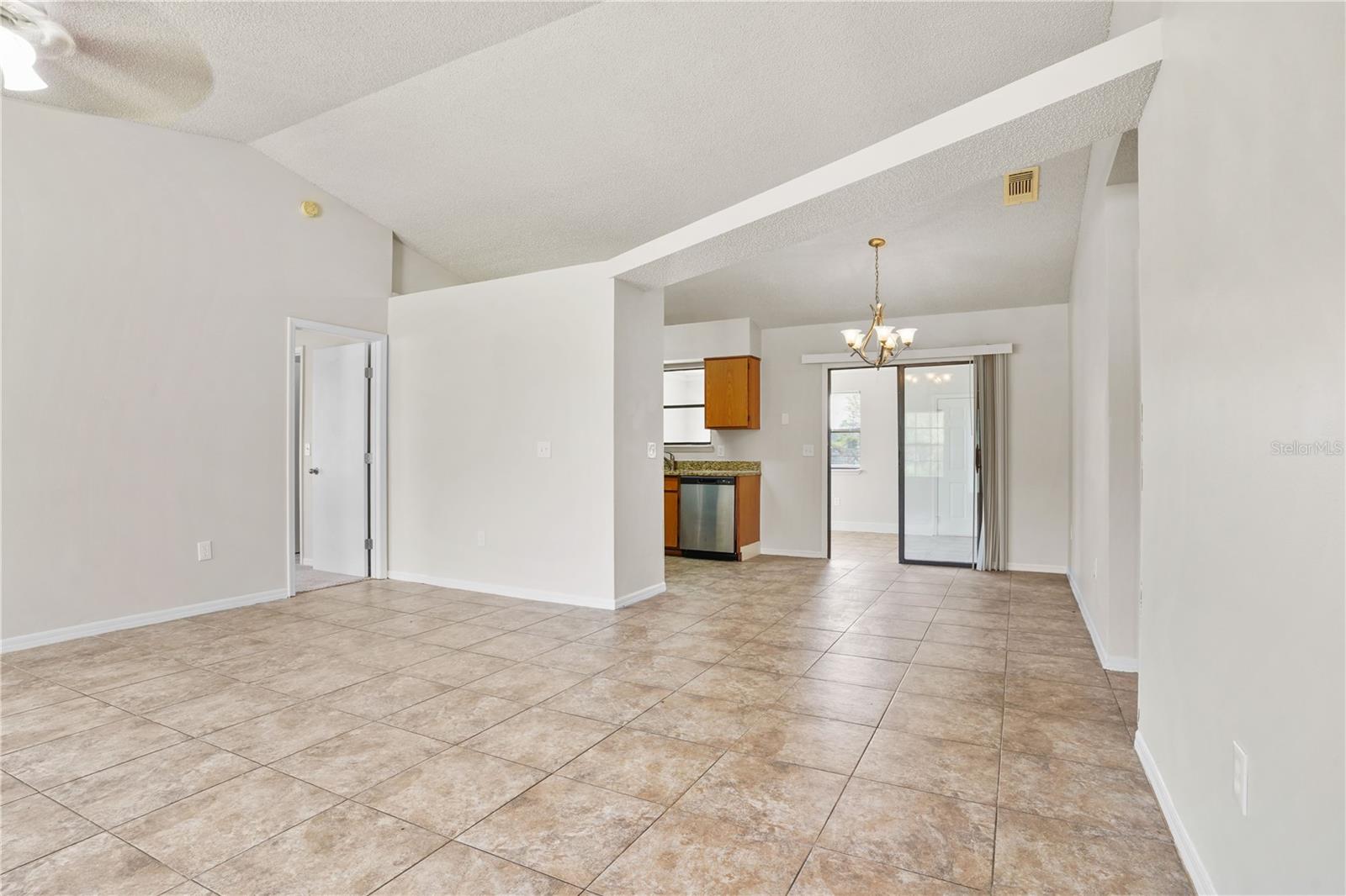 3491 Monument, Deltona, FL 32738
