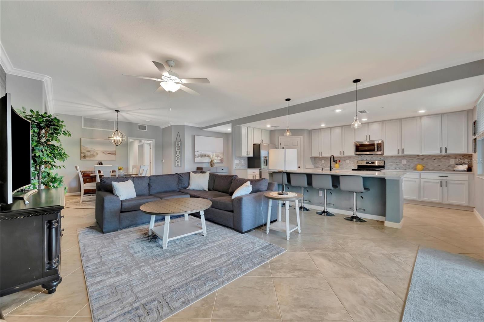 947 Tidewater Shores, Bradenton, FL 34208