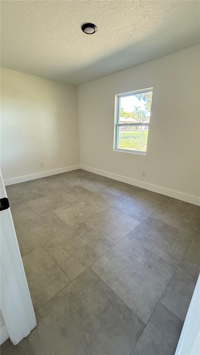 606 Ridgewood, Dundee, FL 33838
