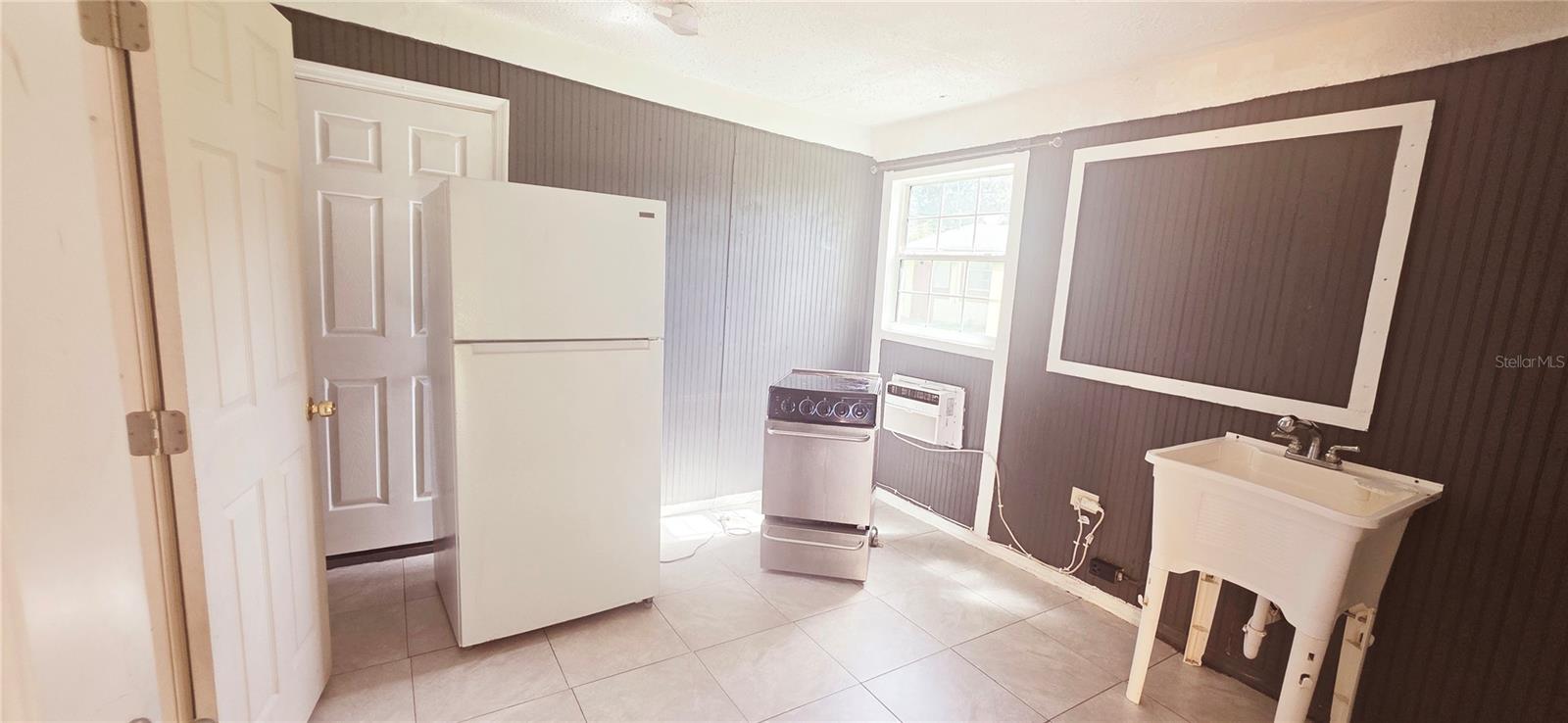 1135 Holden Unit 1/2, Orlando, FL 32839