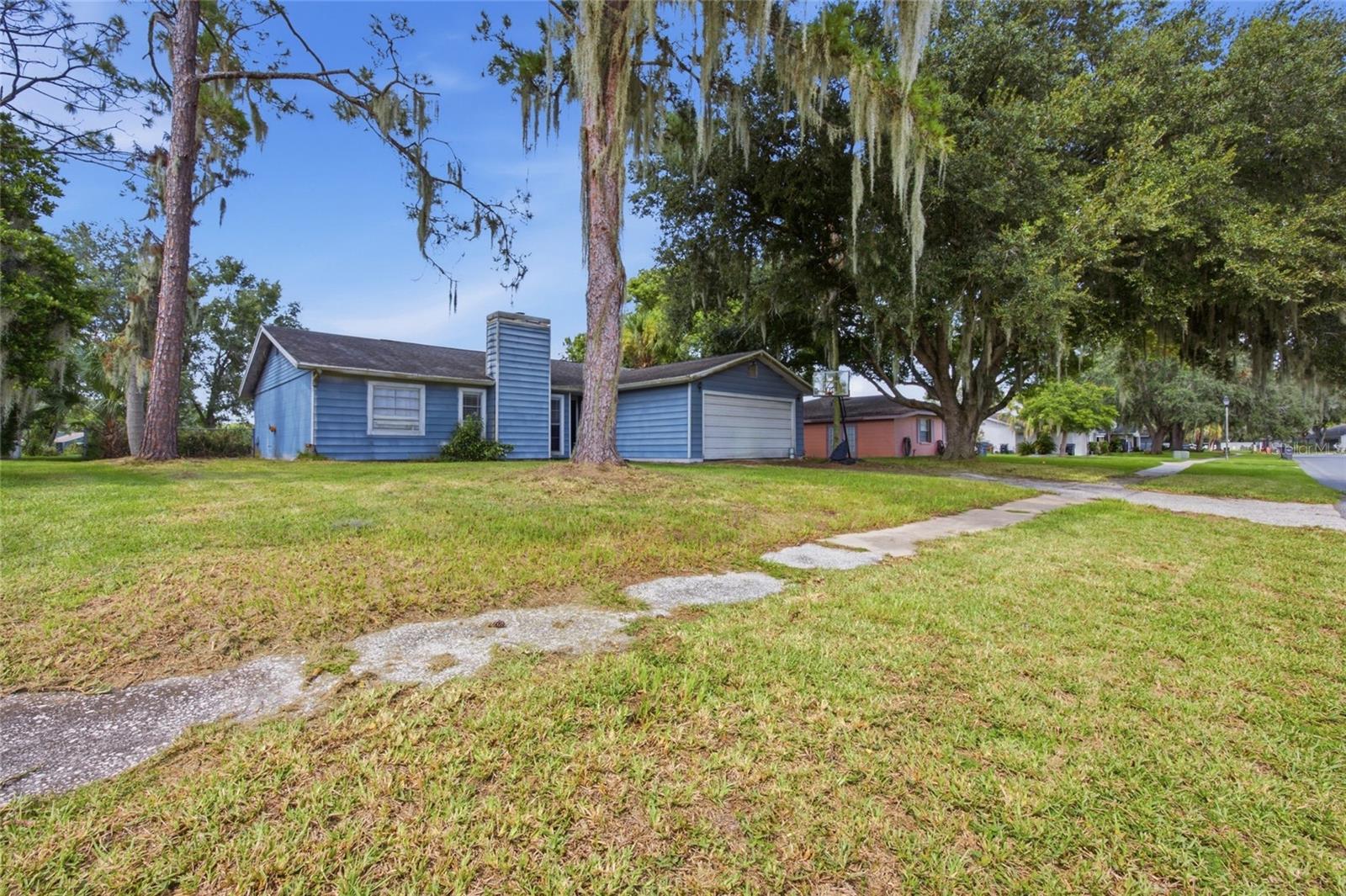 3135 Cross Fox, Mulberry, FL 33860