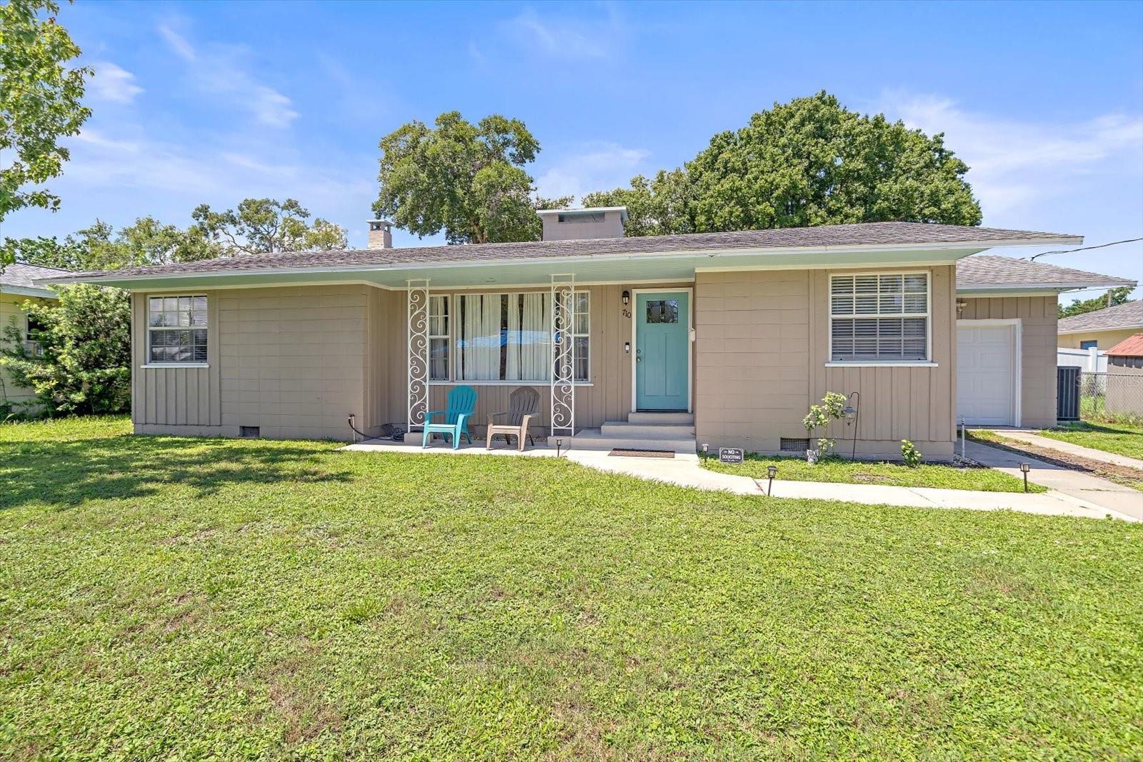 710 26th, Bradenton, FL 34205