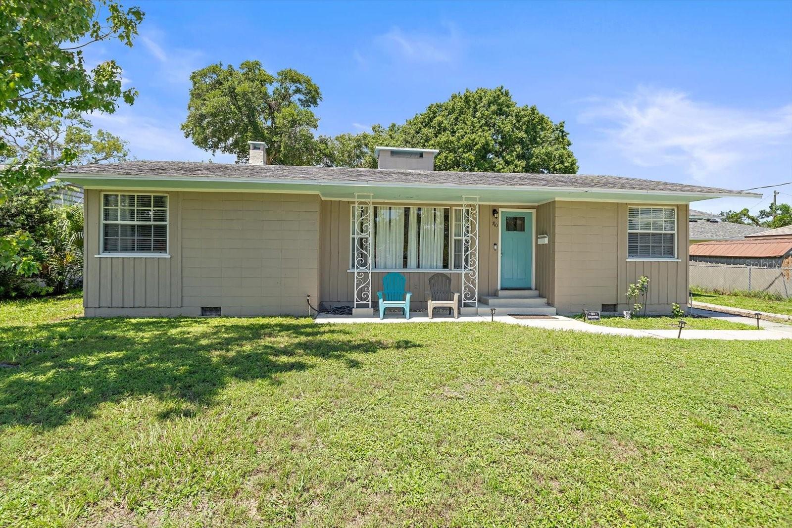 710 26th, Bradenton, FL 34205