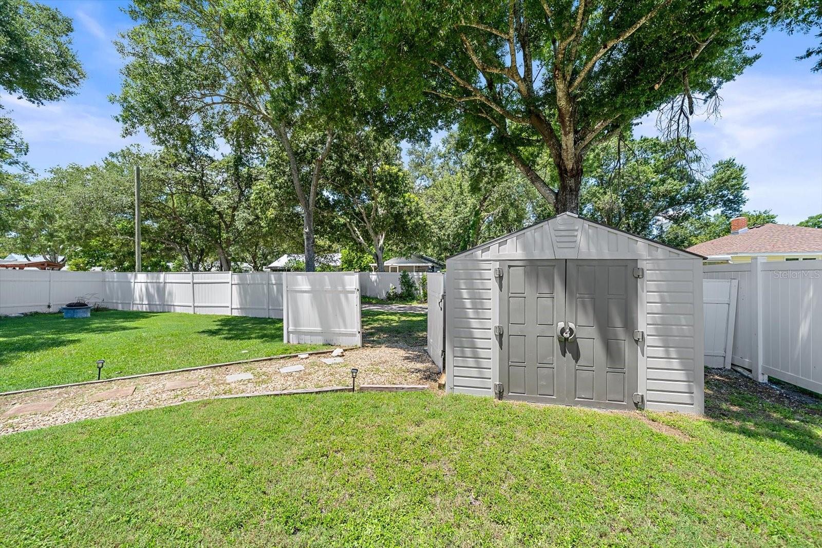 710 26th, Bradenton, FL 34205