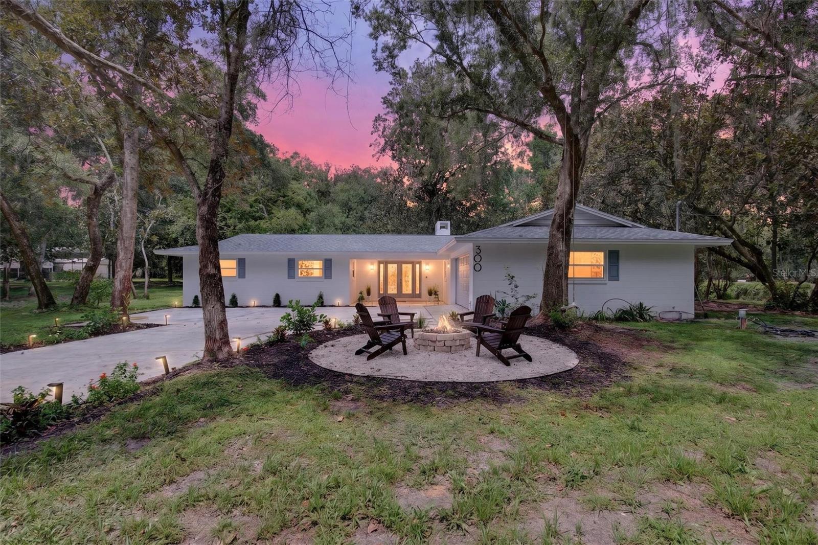300 Scott, Geneva, FL 32732