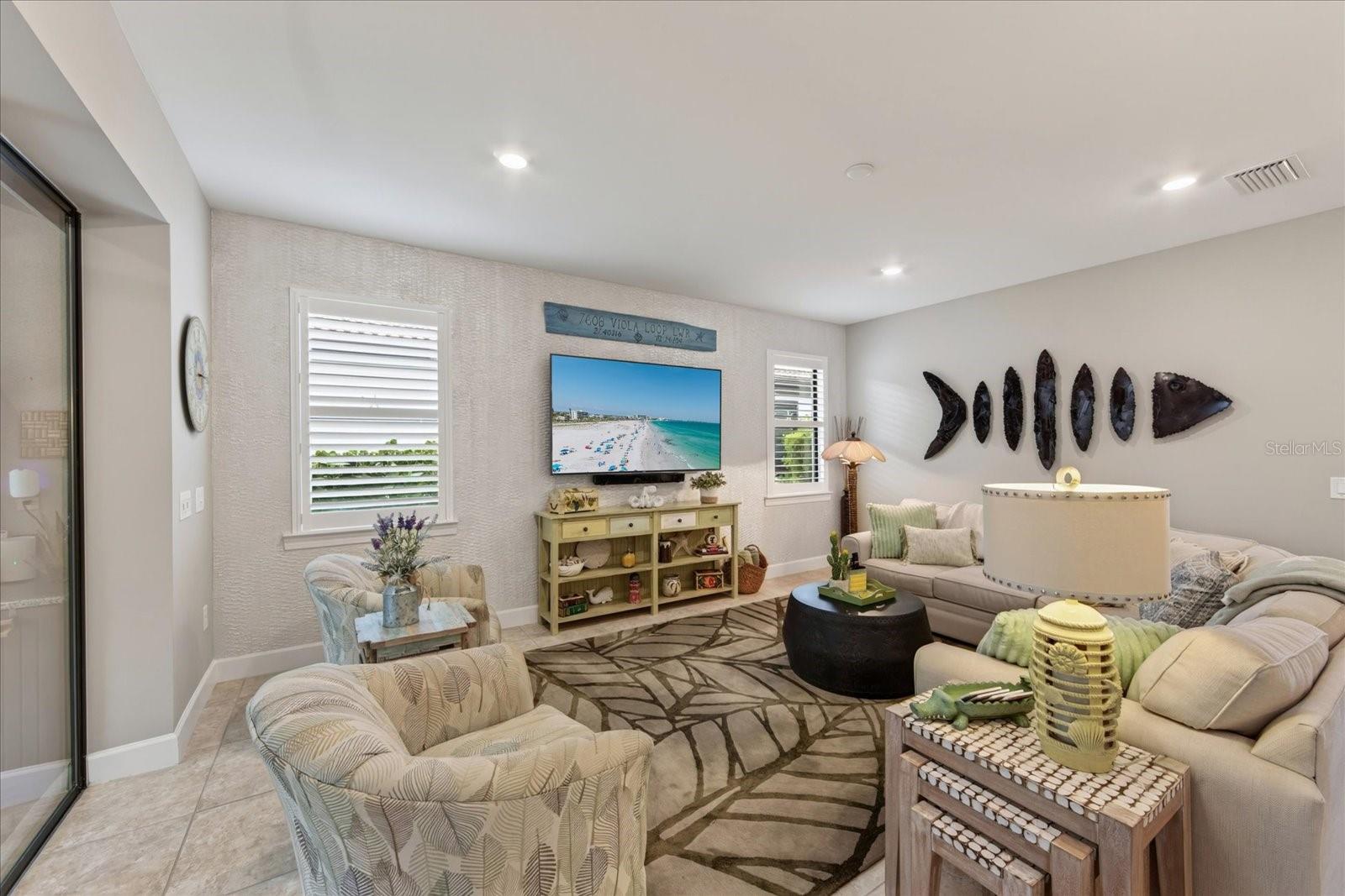 7608 Viola, Bradenton, FL 34202
