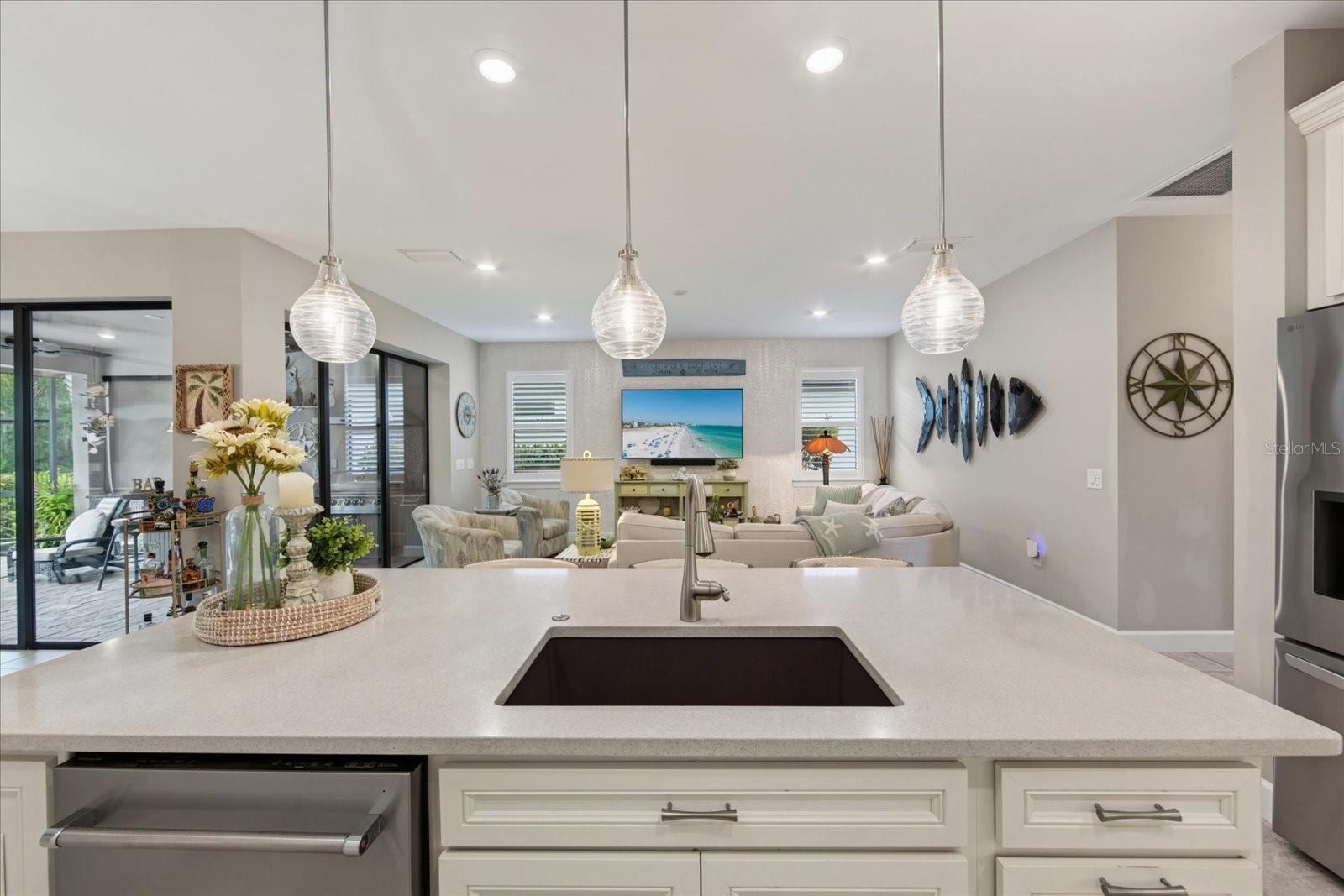 7608 Viola, Bradenton, FL 34202