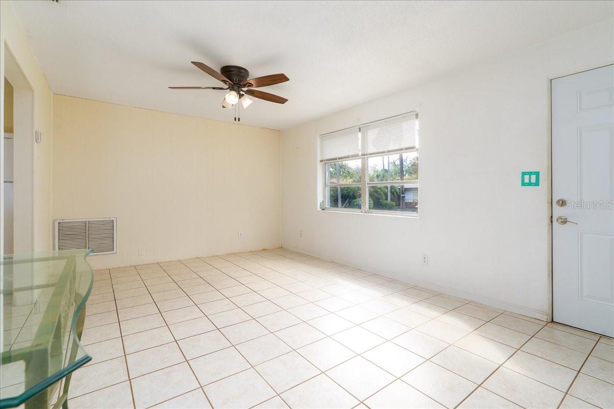 536 Olive, South Daytona, FL 32119