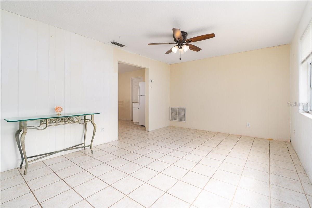 536 Olive, South Daytona, FL 32119