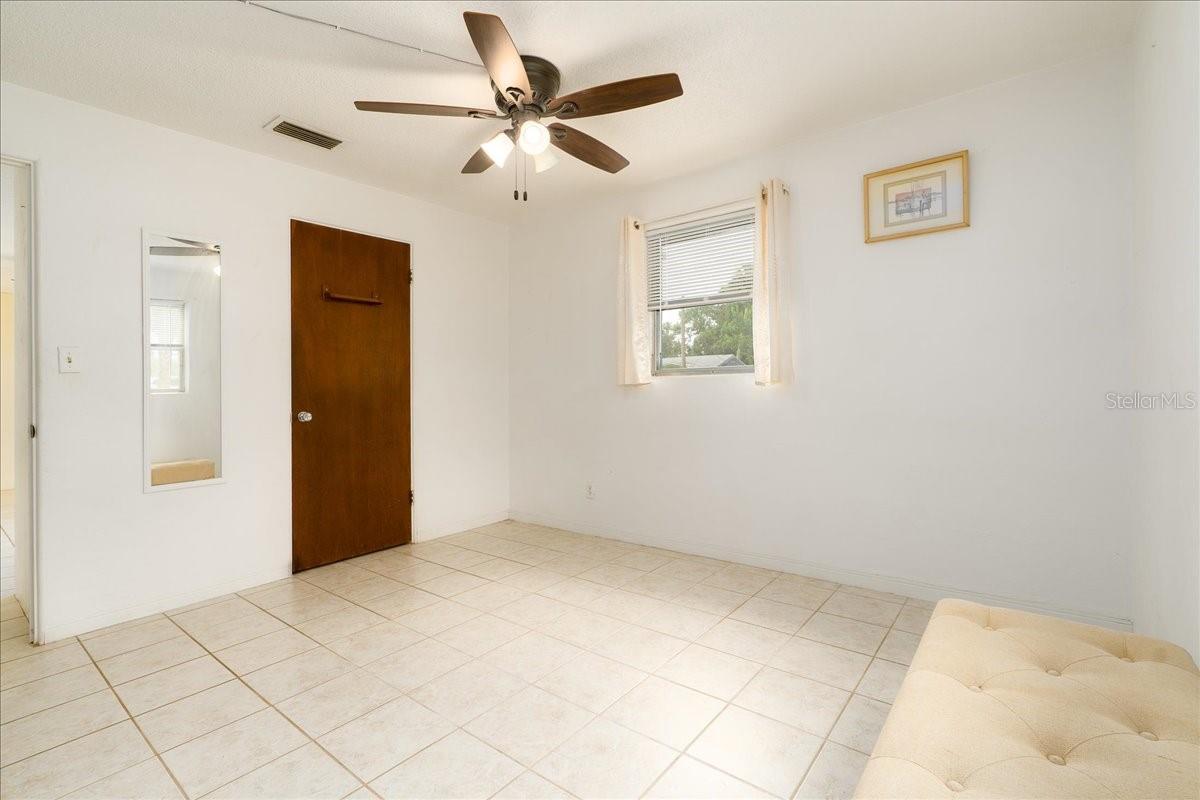536 Olive, South Daytona, FL 32119