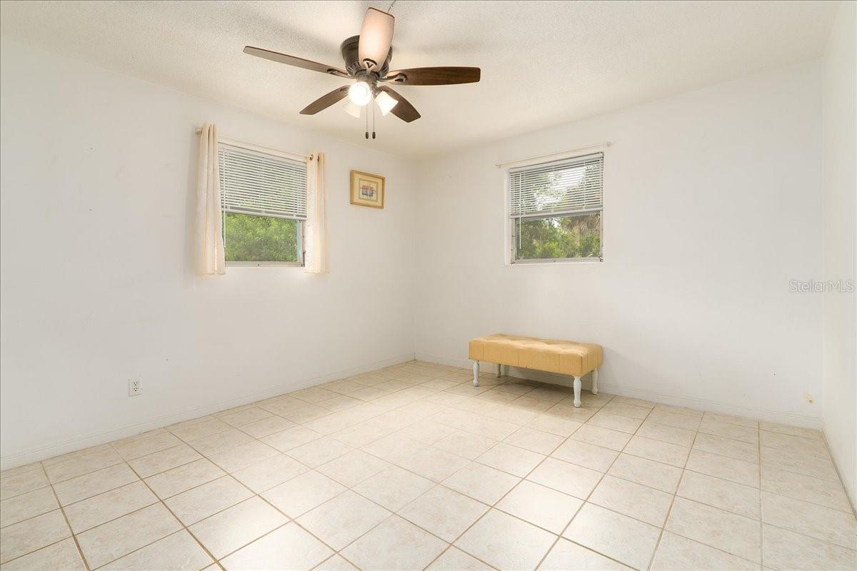 536 Olive, South Daytona, FL 32119