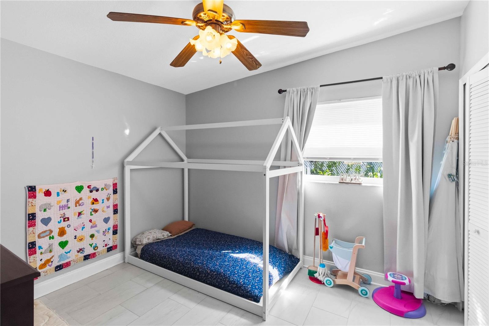 6601 13th, St Petersburg, FL 33702