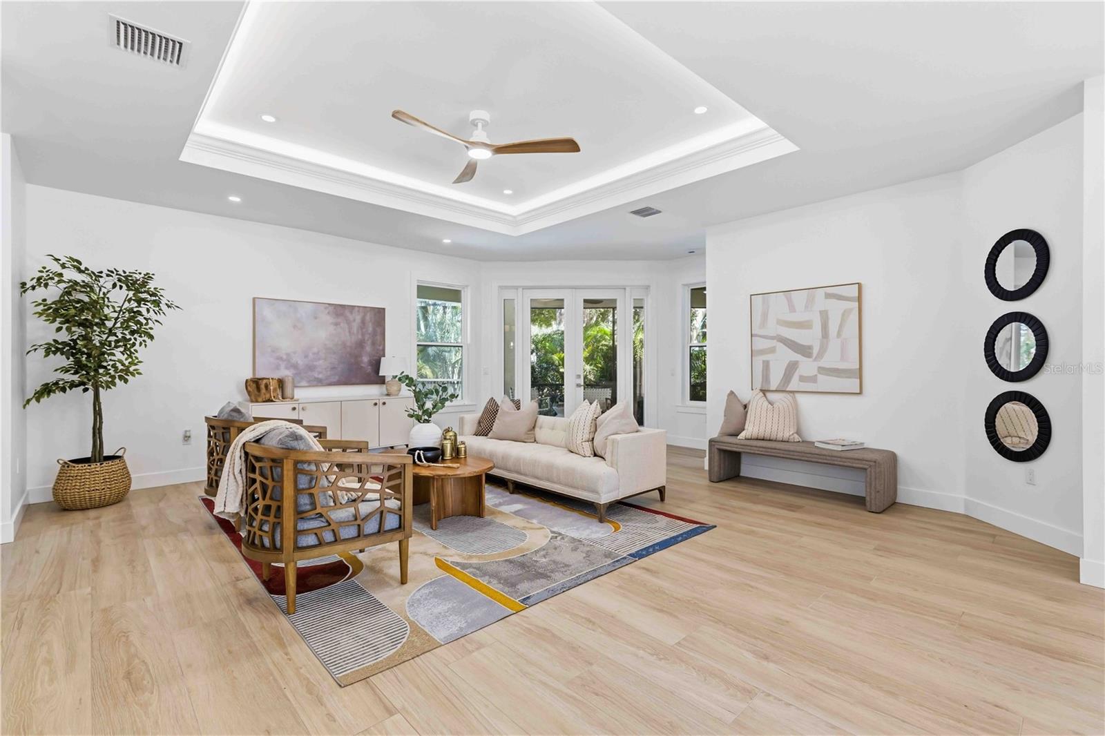 1354 Tearose, Sarasota, FL 34239