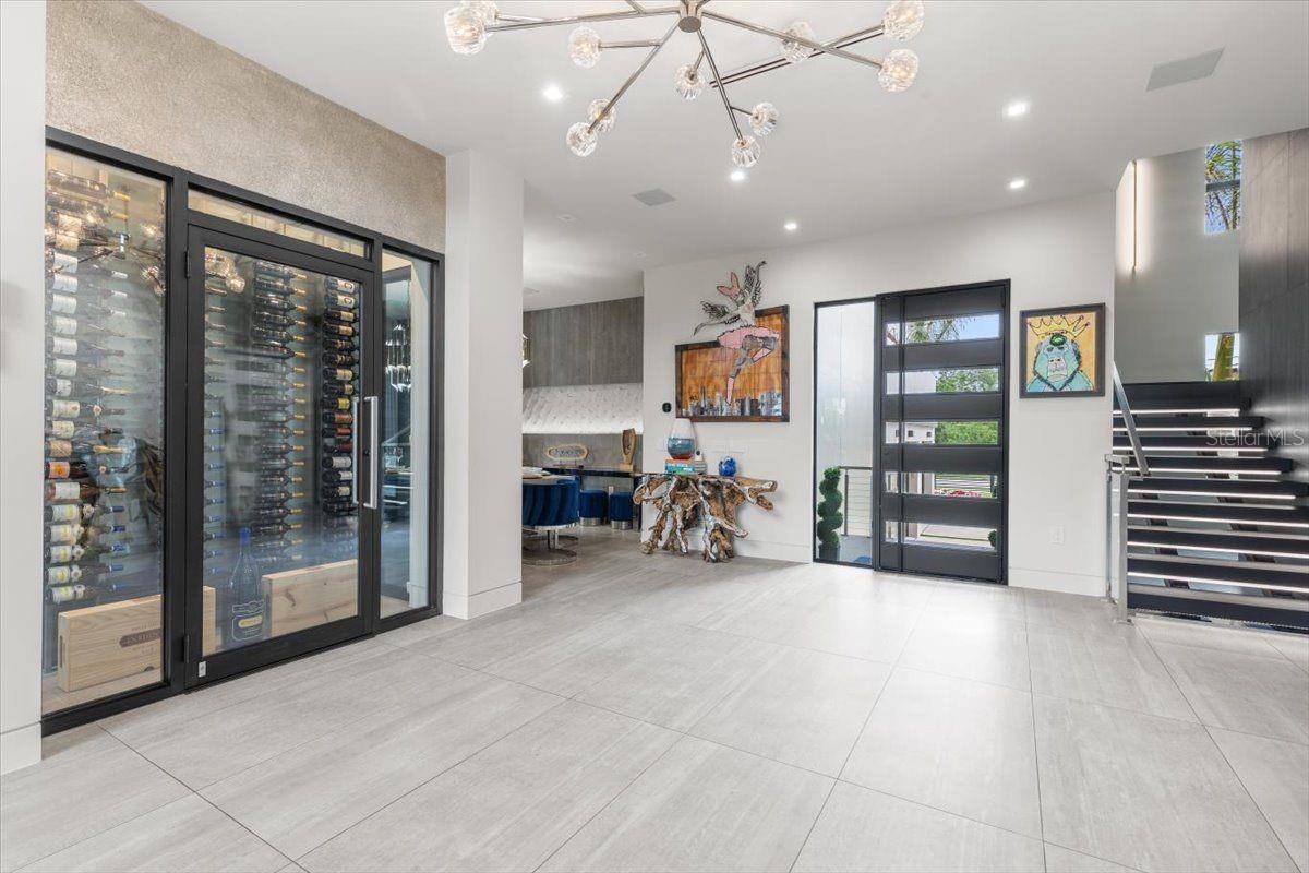 5131 Neptune, Tampa, FL 33609