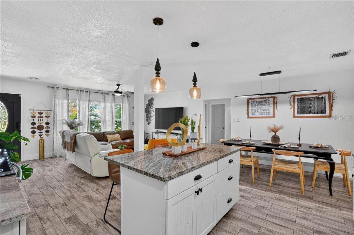 1417 19th, Bradenton, FL 34205