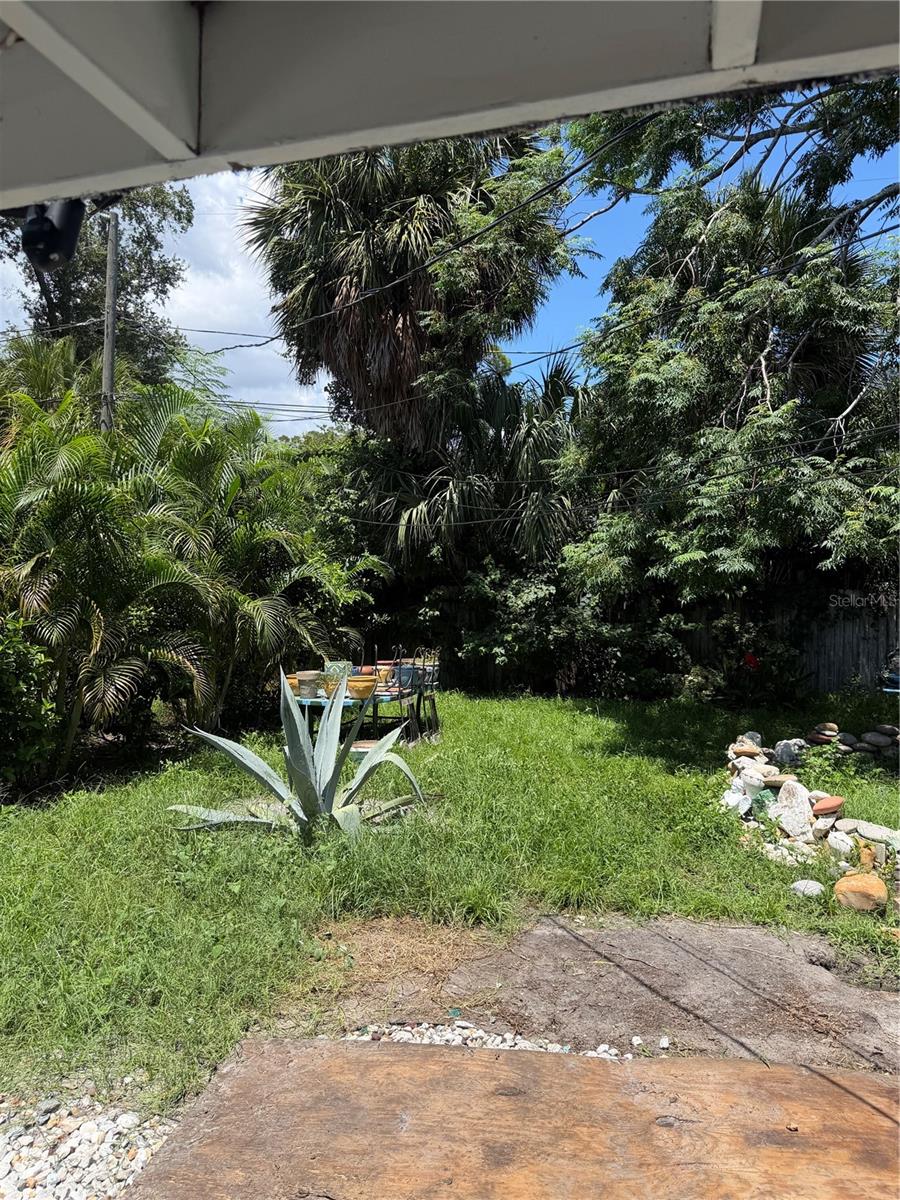 811 28th, St Petersburg, FL 33705