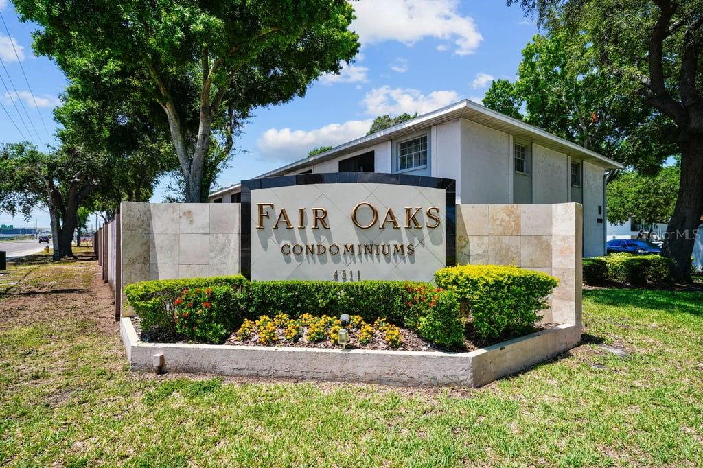 3810 Oak Unit N11, Tampa, FL 33611