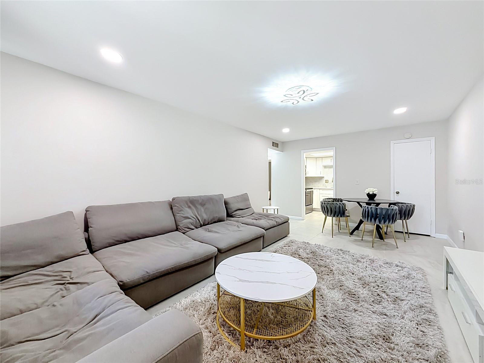476 Banyon Tree Unit 104, Maitland, FL 32751