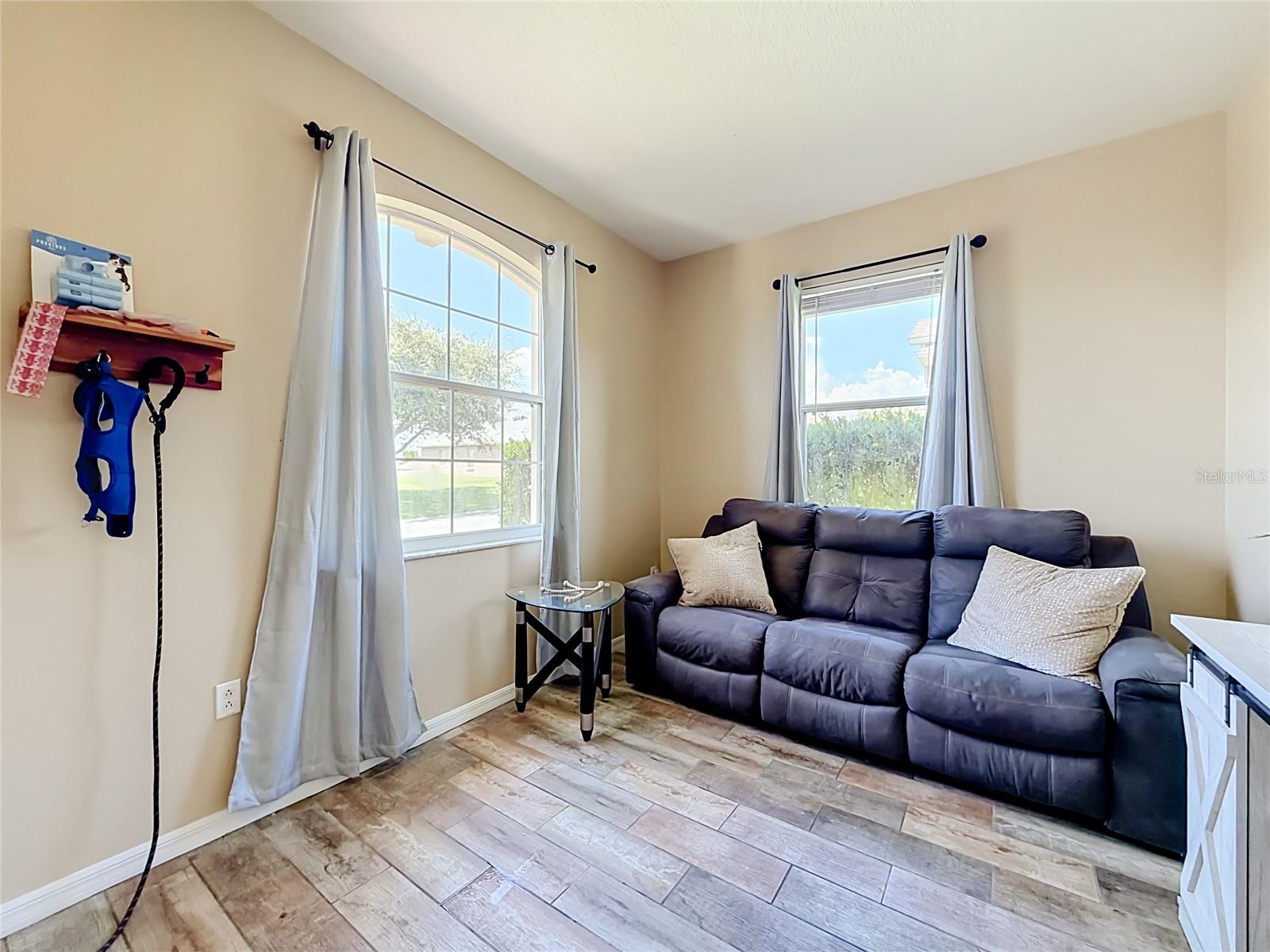 8230 Woodvine, Lakeland, FL 33810