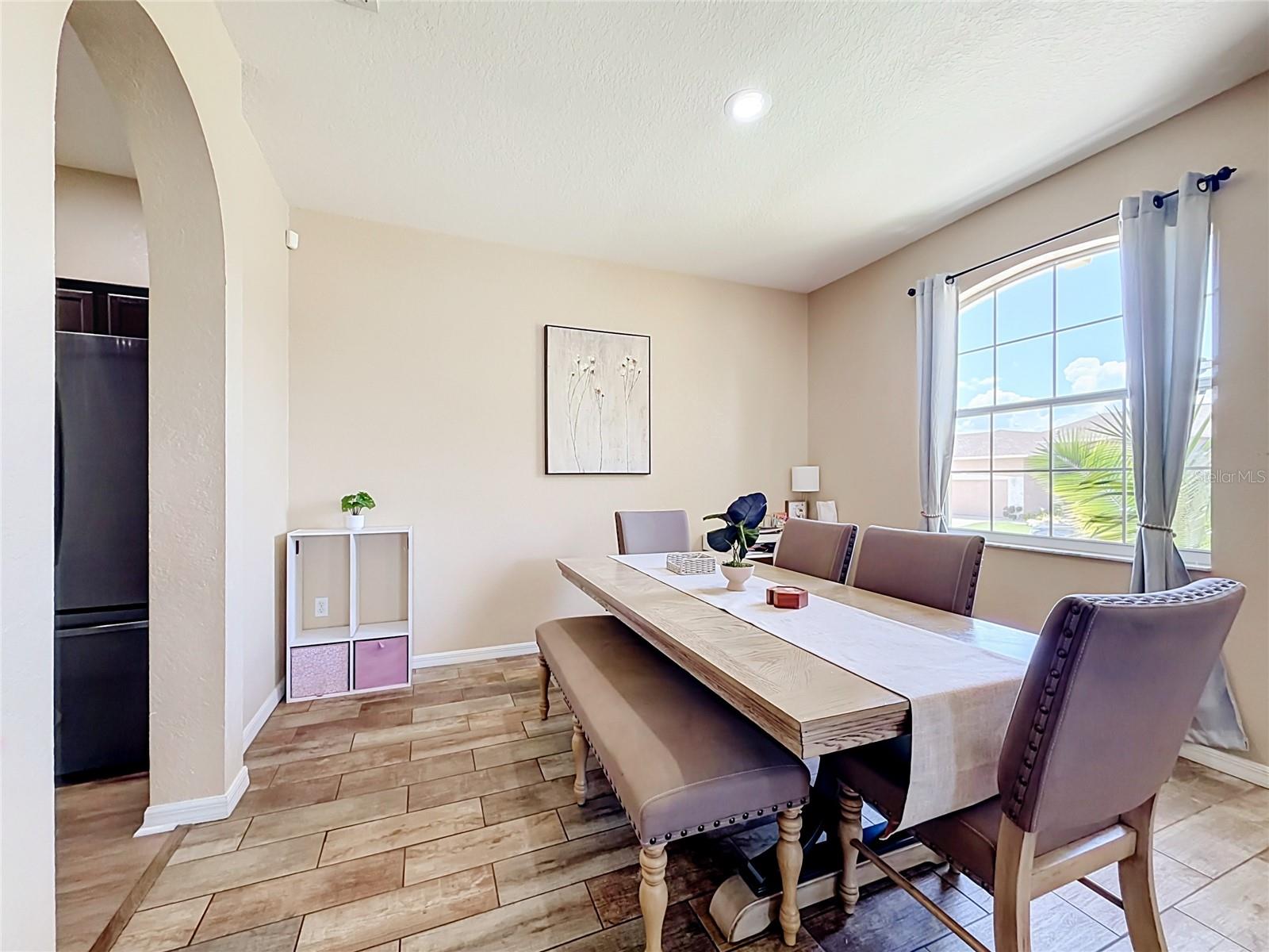 8230 Woodvine, Lakeland, FL 33810