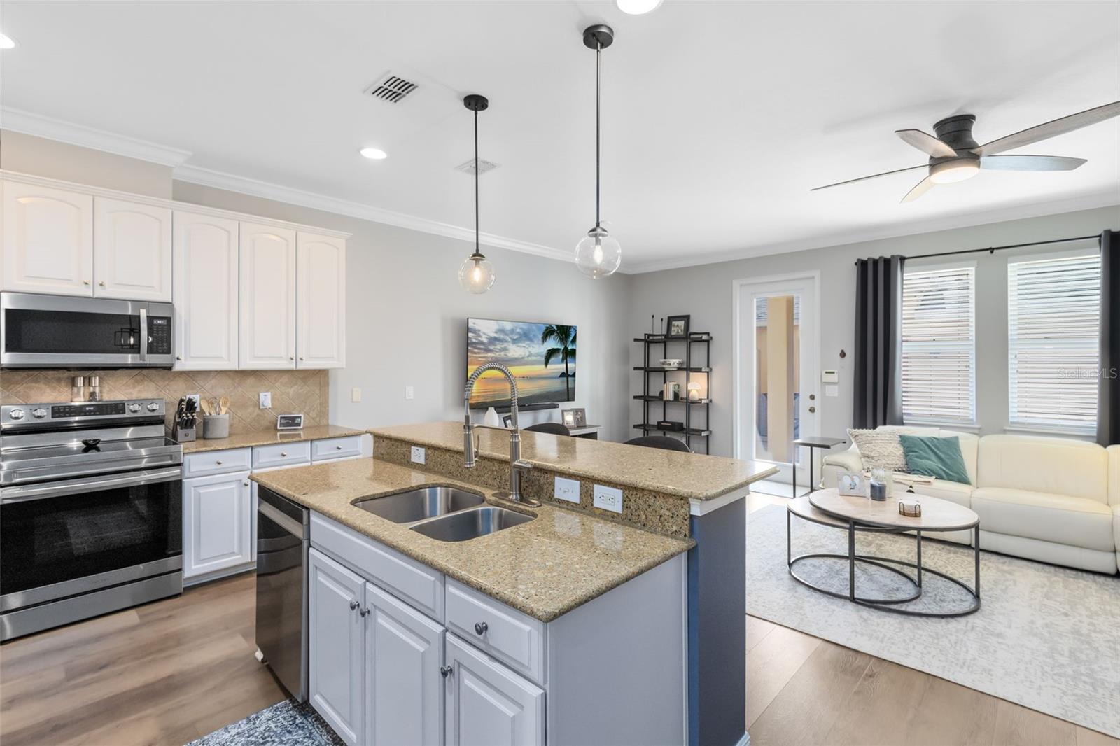 463 Ellis Square, Sanford, FL 32771